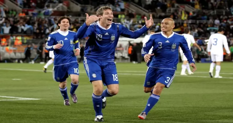 骑士VS老鹰直播_骑士VS老鹰免费观看高清体育直播赛事_骑士VS老鹰无插件观看体育直播-24直播